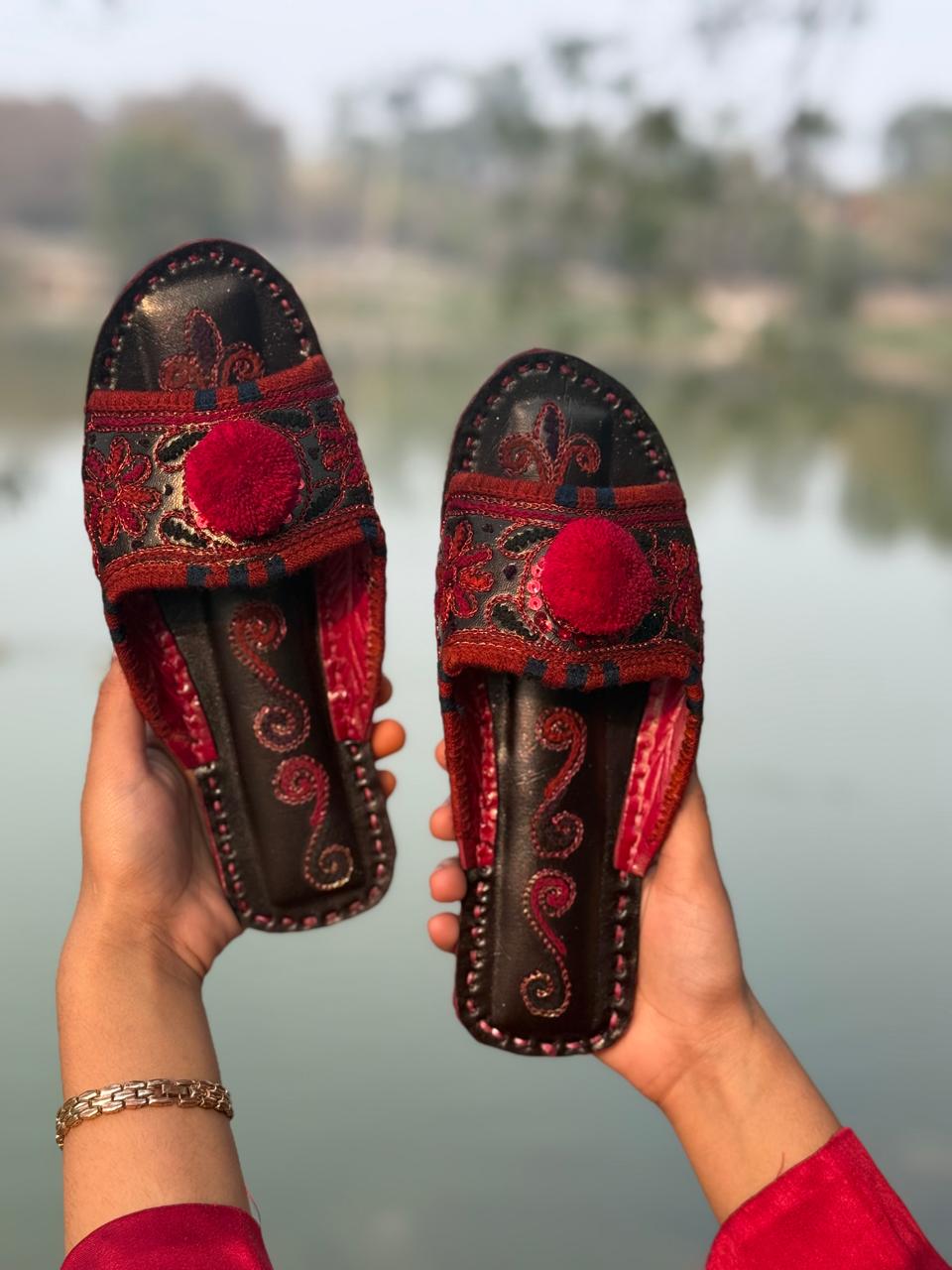 NEHROZI - RED WITH FLOWER ON TOP